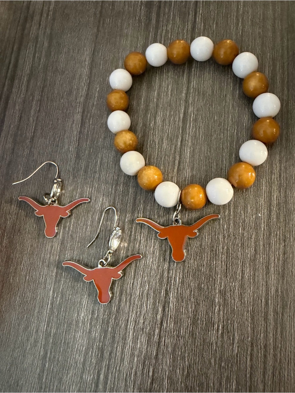 Longhorn Charm Beaded Bracelet with Matching Earrings - White & Burnt Orange